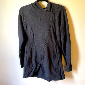 Long north face hoodie